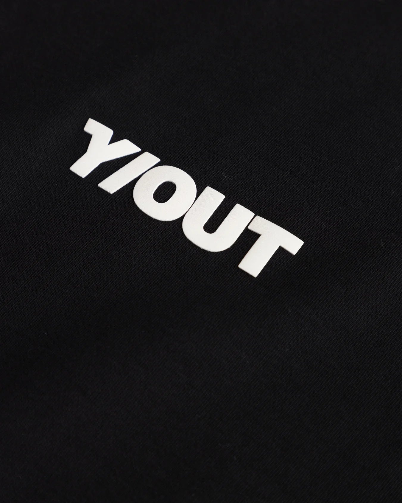 VAULTH OVERSIZED BLACK Y/OUT