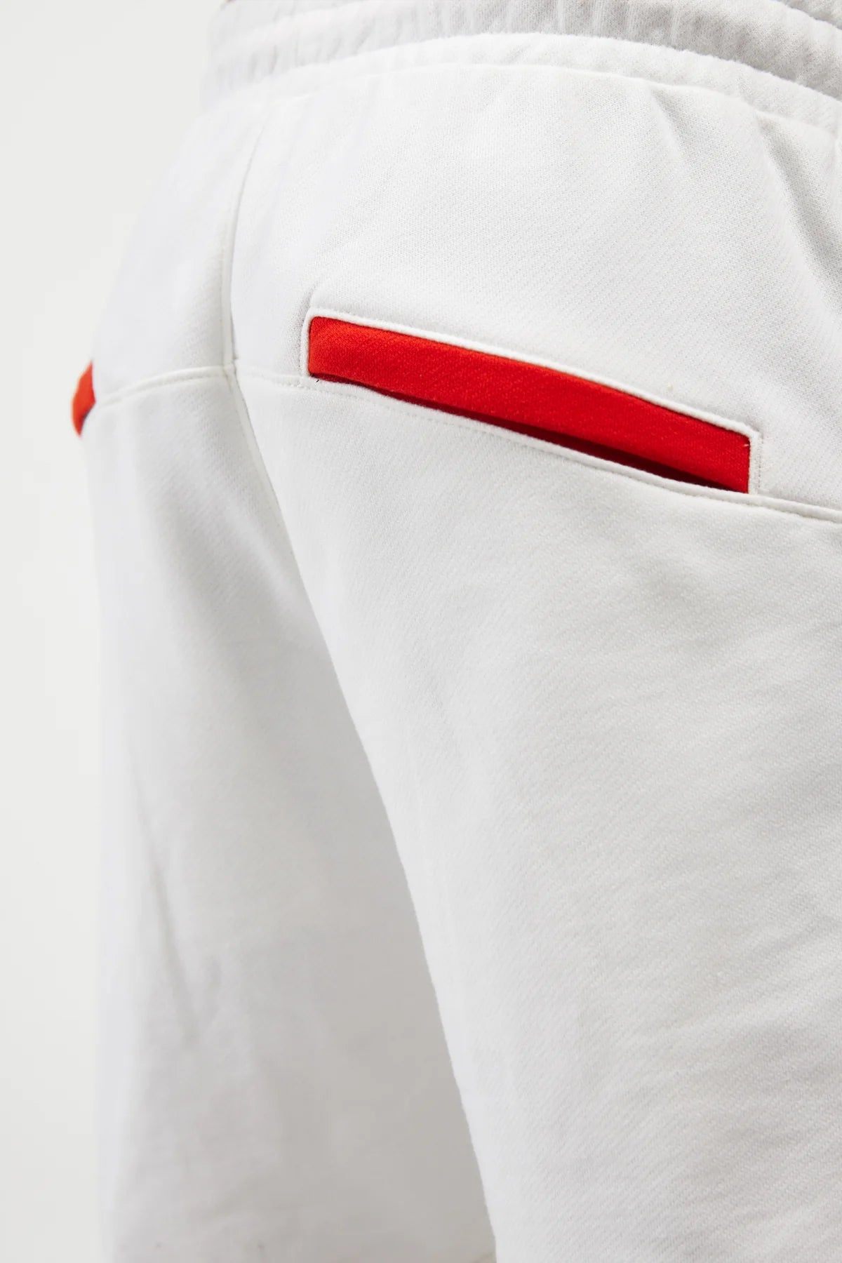 INCONTRO BERMUDA CREAM/RED CLEMONT