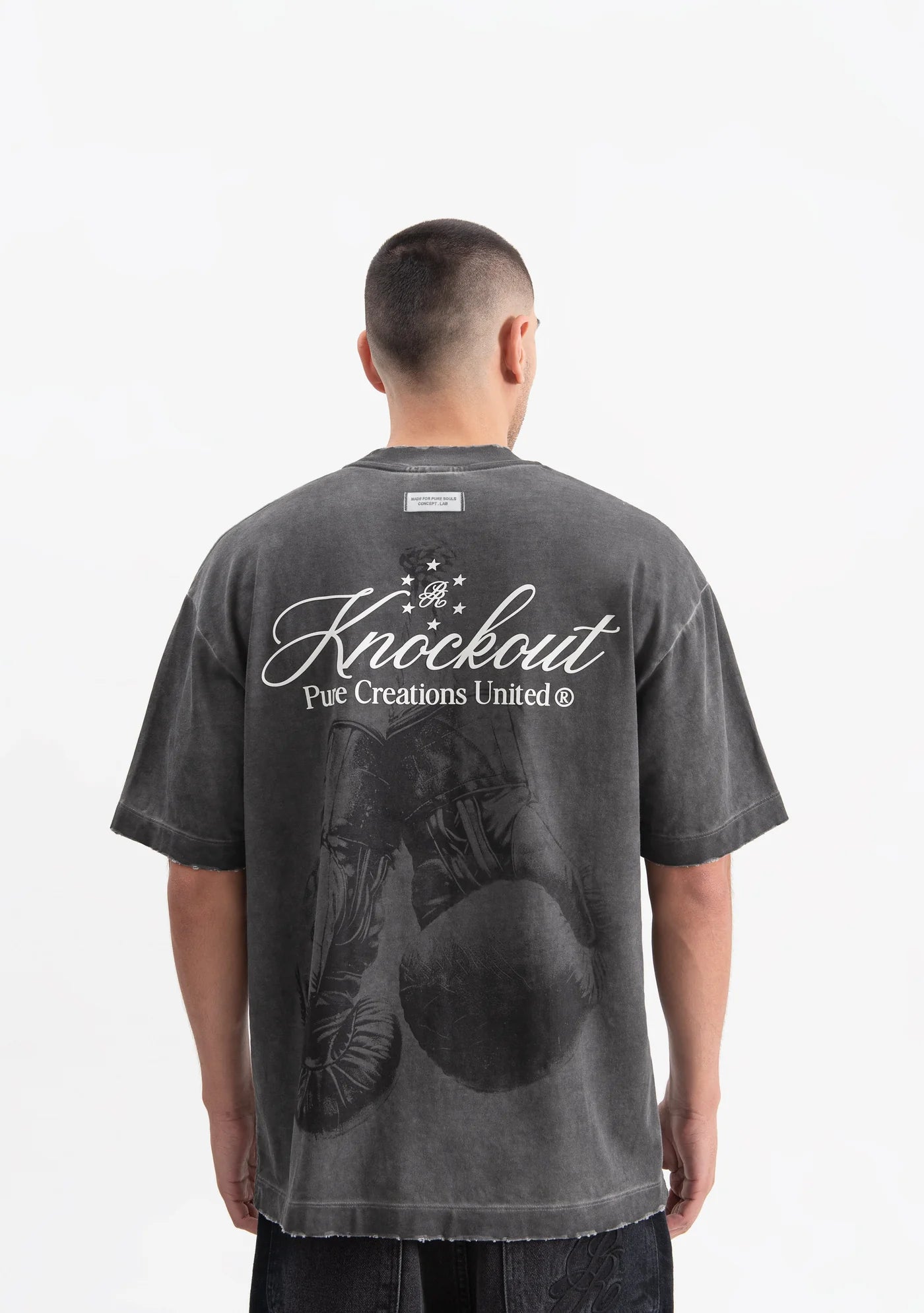 CAMISETA OVERSIZE NEGRO LAVADO KNOCKOUT GLOVES