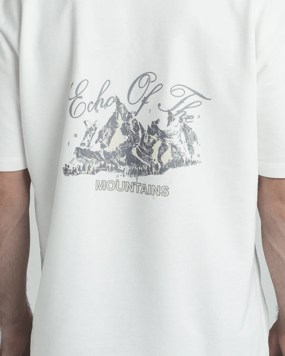 YOSEMITE WHITE OVERSIZED BULLISH