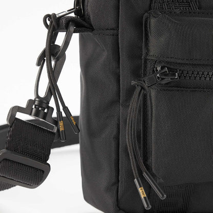 Classic Crossbody Black True