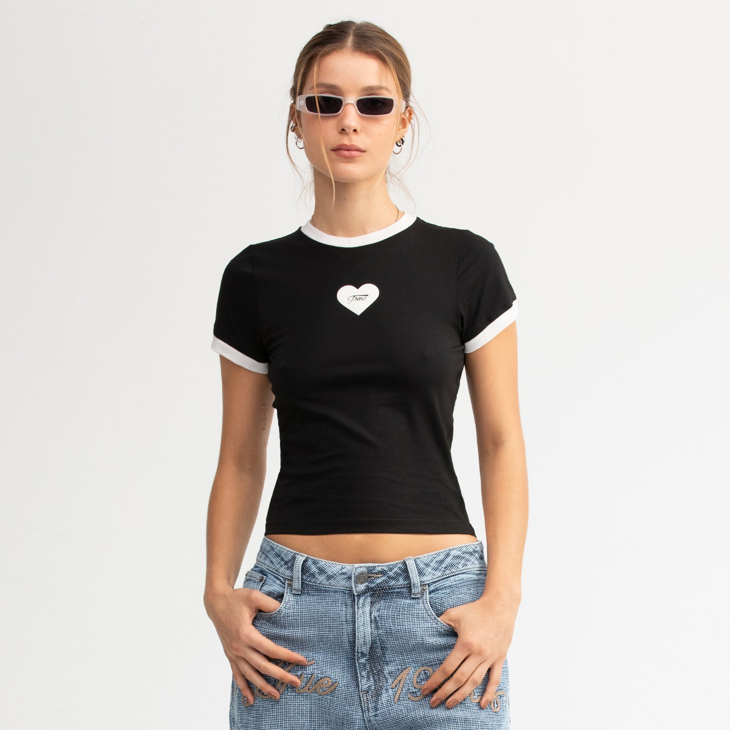 MEMORIES SLIM TEE BLACK TRUE