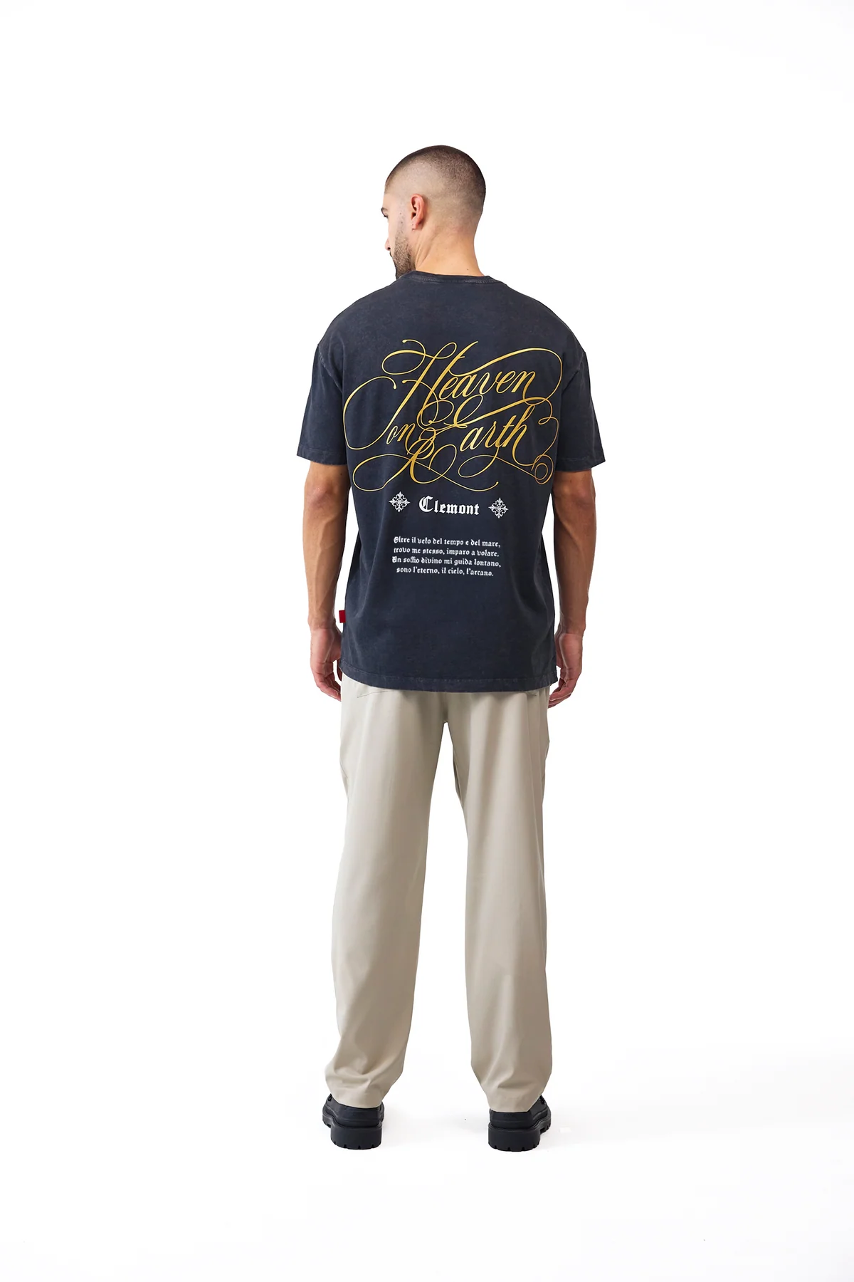 INQUIETANTE NEGRO CLEMONT