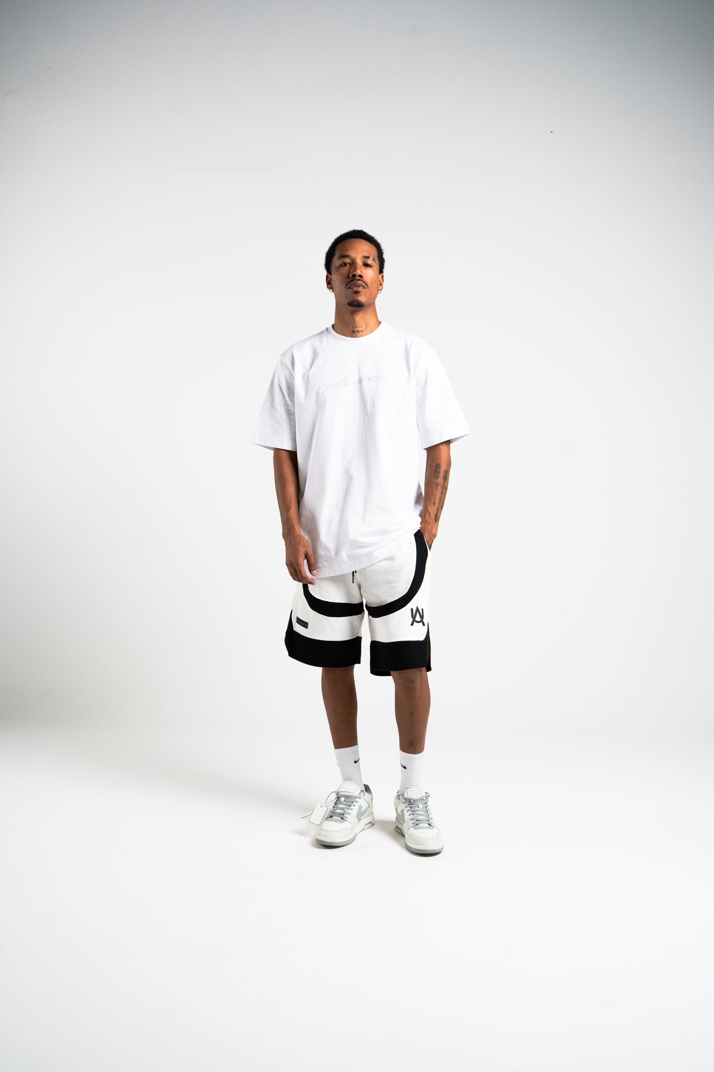 SIGNATURE WHITE AURUM