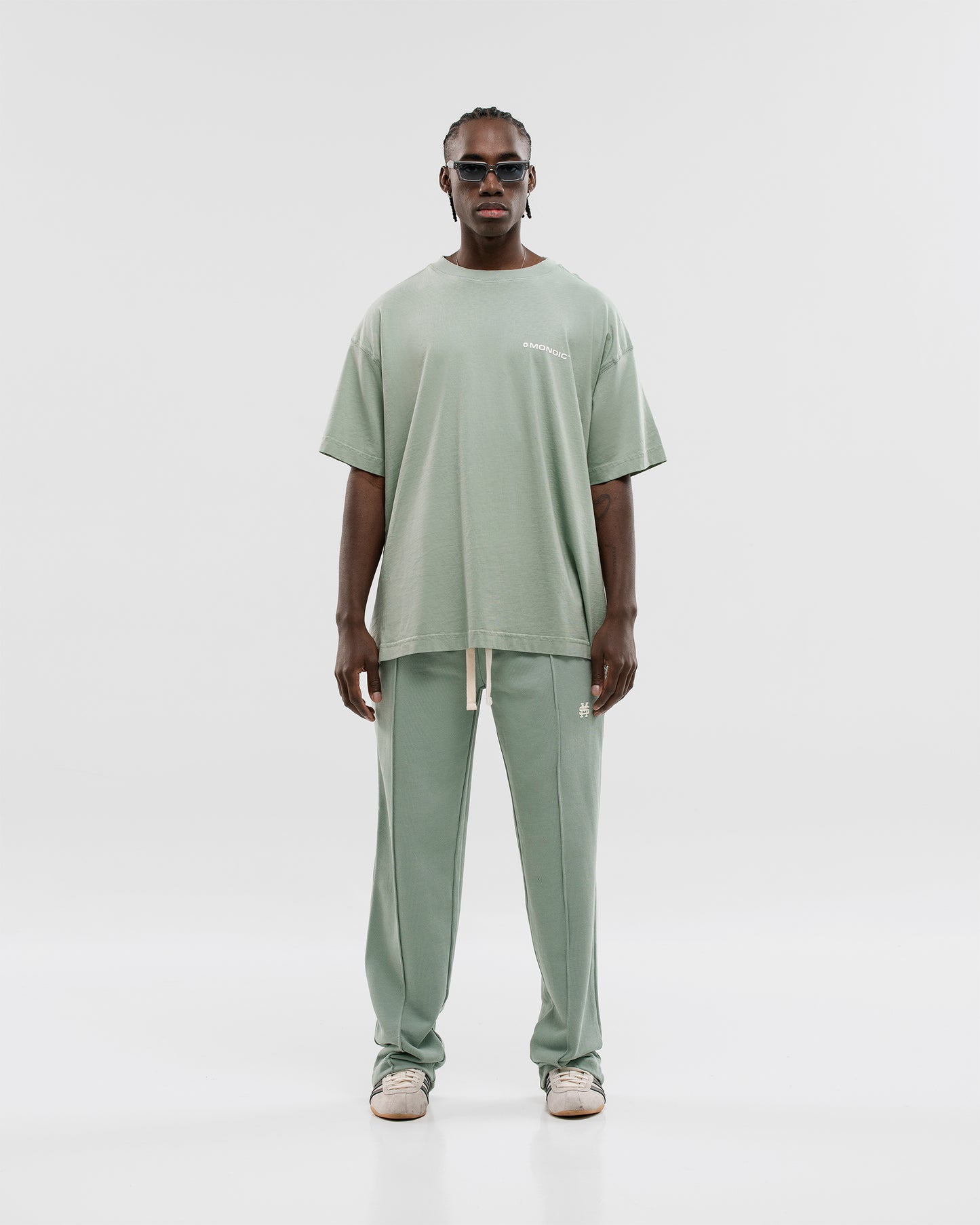 CAMISETA OVERSIZED BÁSICA V2 VERDE MENTA MONOIC