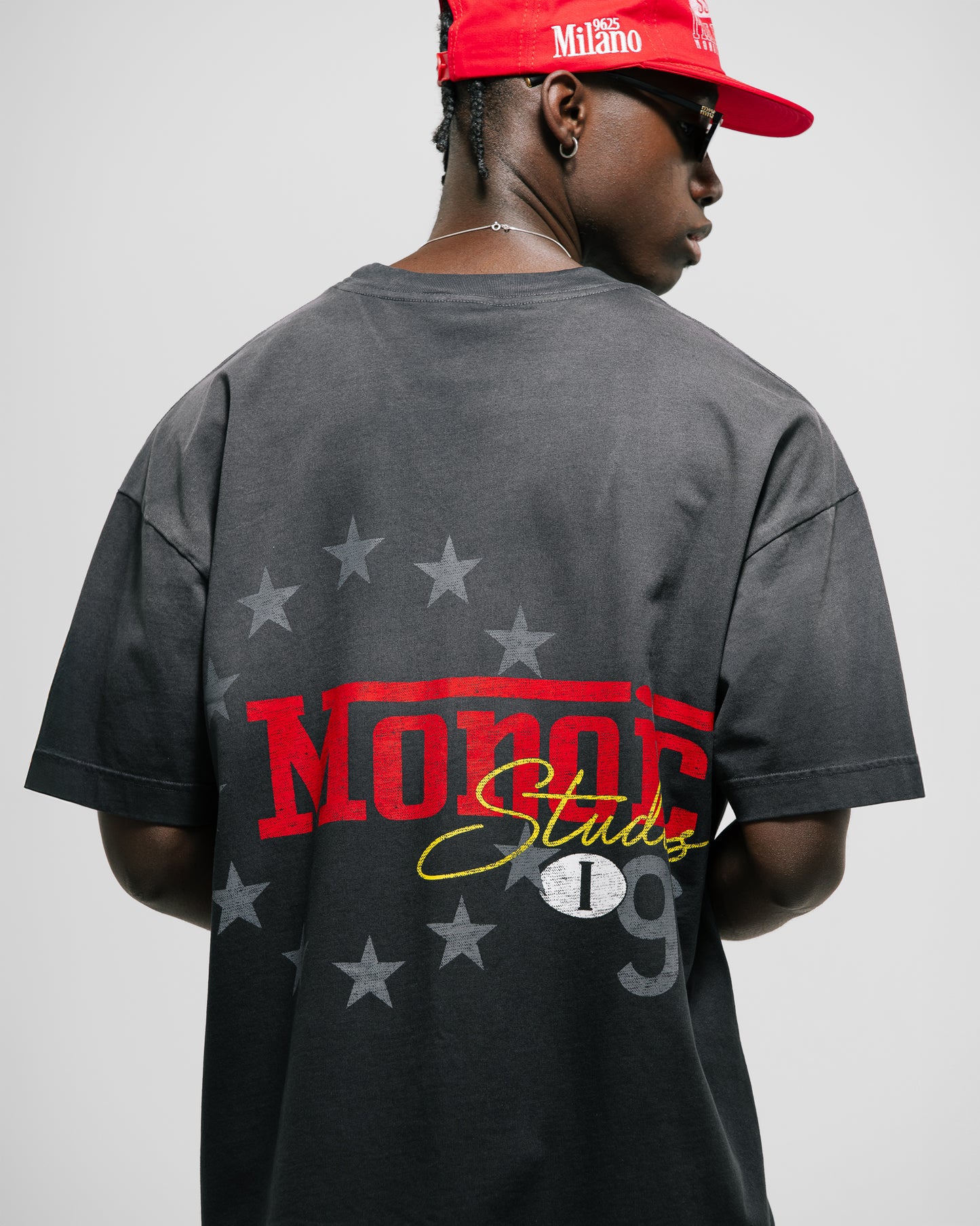 Camiseta Oversized Fit Monza Negro Desgastado MONOIC
