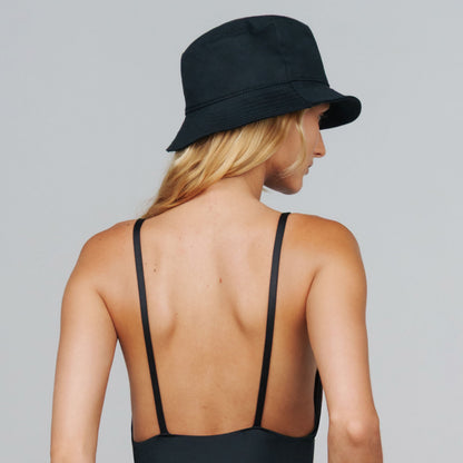 CLASSIC BUCKET HAT BLACK TRUE