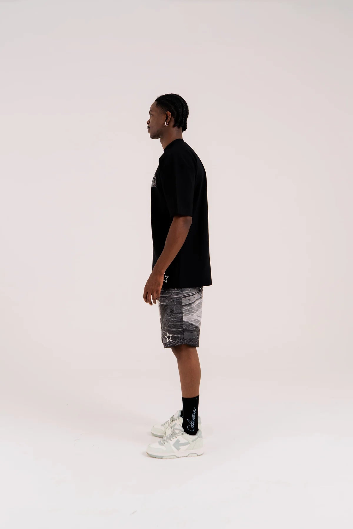 BLACK AURA OVERSIZED AURUM