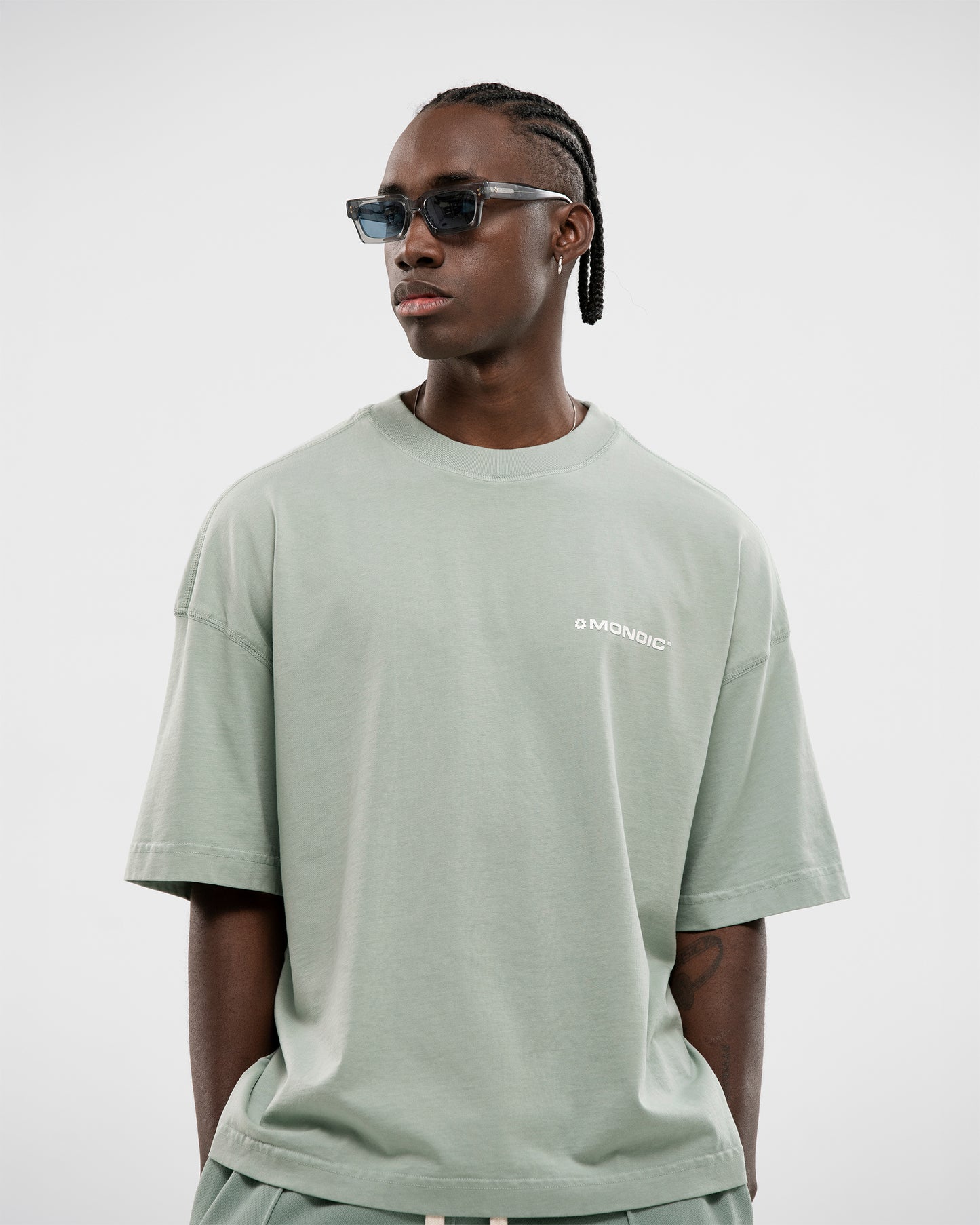 CAMISETA OVERSIZED BÁSICA V2 VERDE MENTA MONOIC