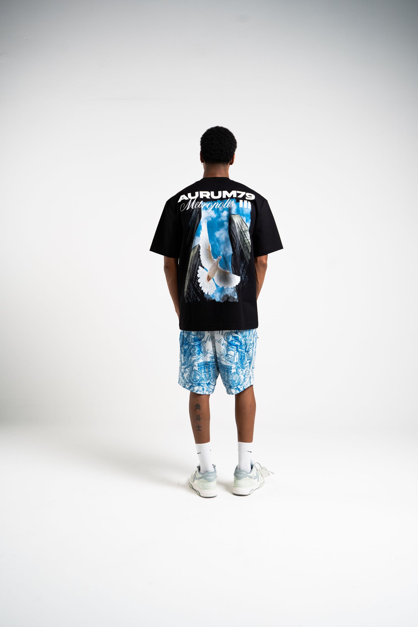 CHICAGO OVERSIZED BLACK AURUM