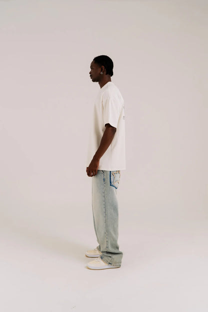 A79U WHITE OVERSIZED AURUM
