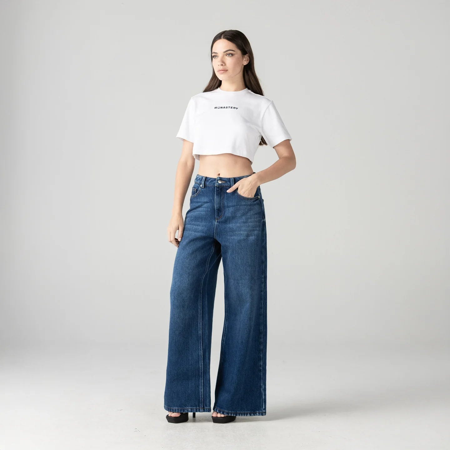 KUBLAI CROP TOP WHITE MONASTERY
