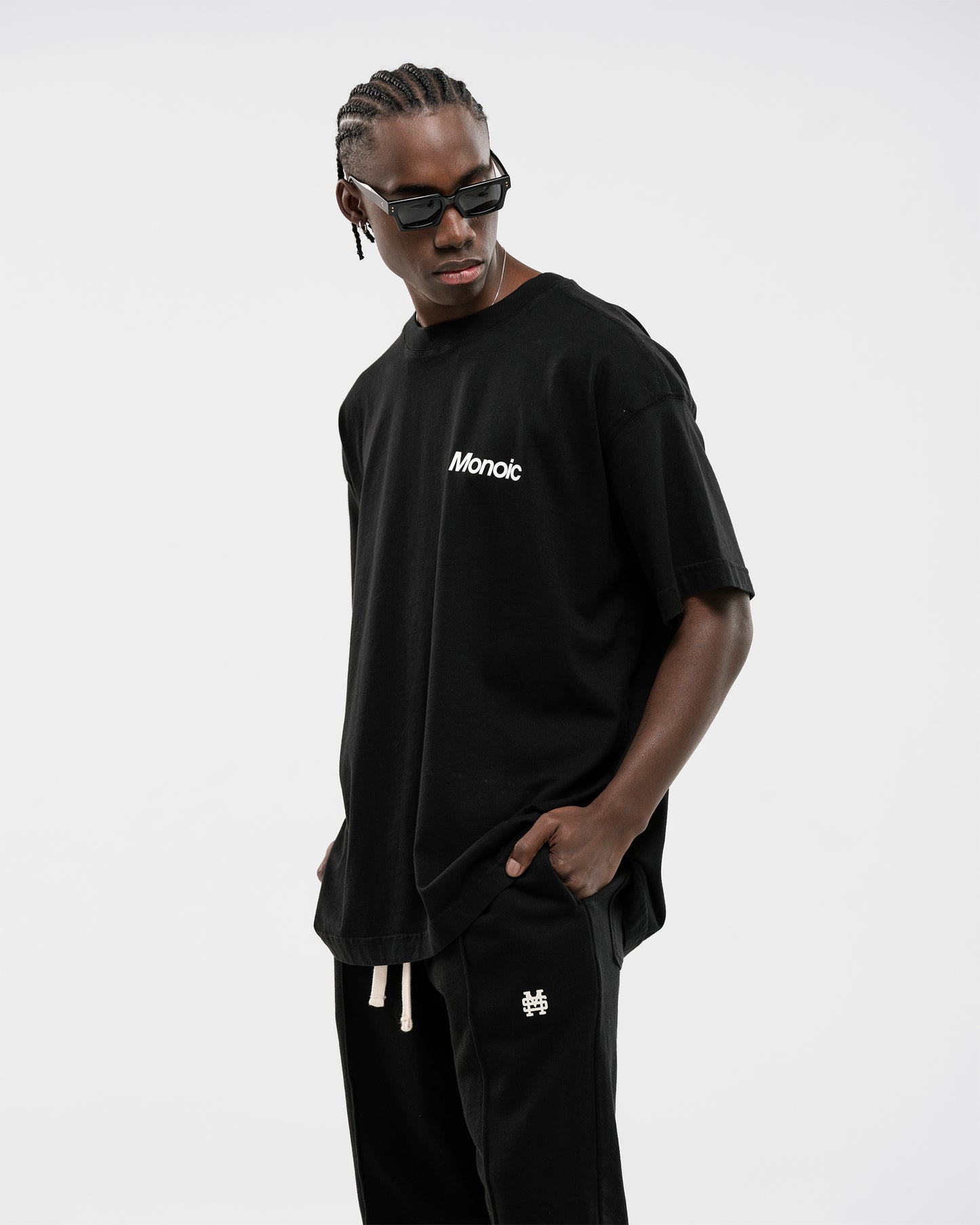 CAMISETA OVERSIZED BÁSICA V2 NEGRA MONOIC