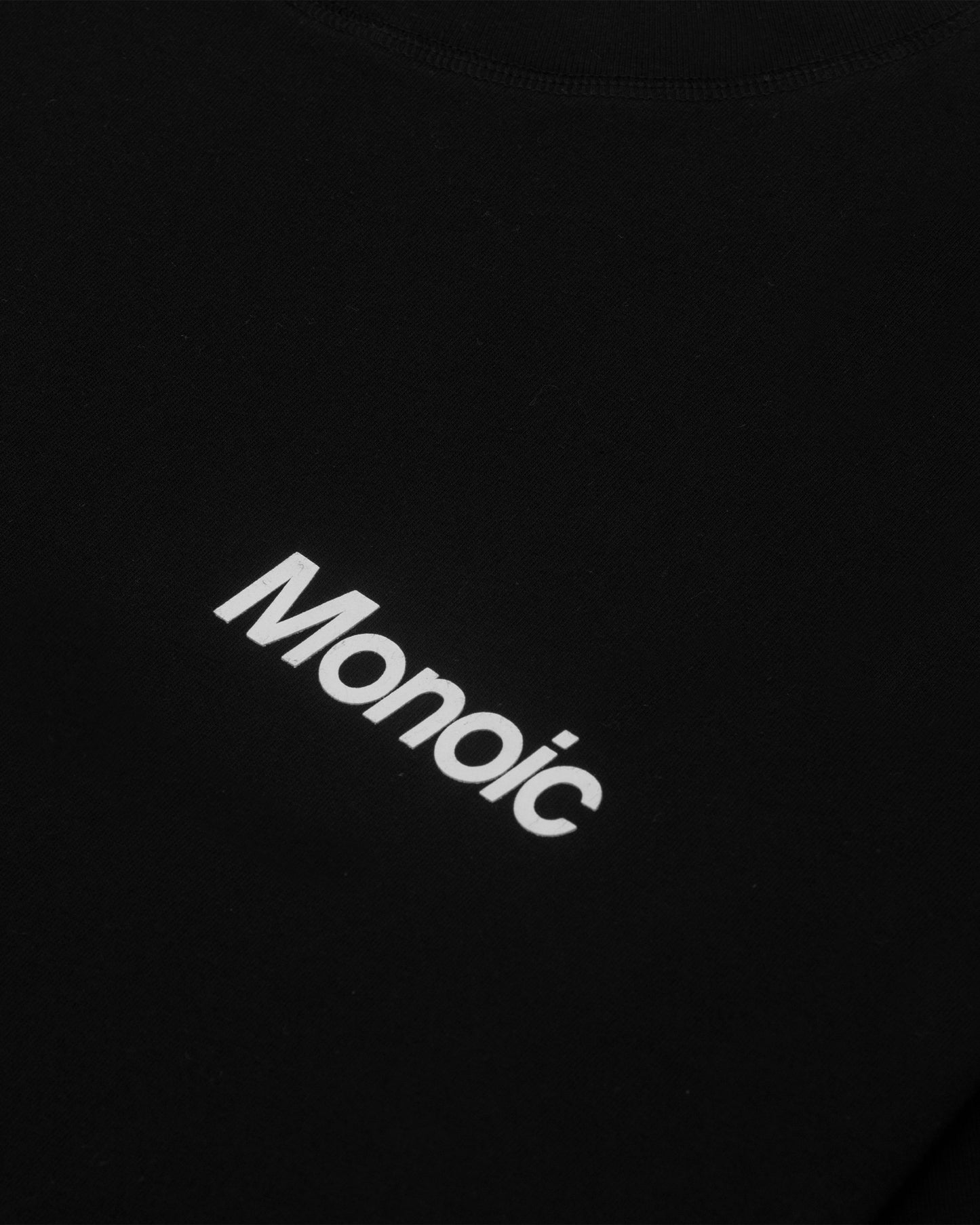 CAMISETA LOGO OVERSIZED V2 NEGRO MONOIC