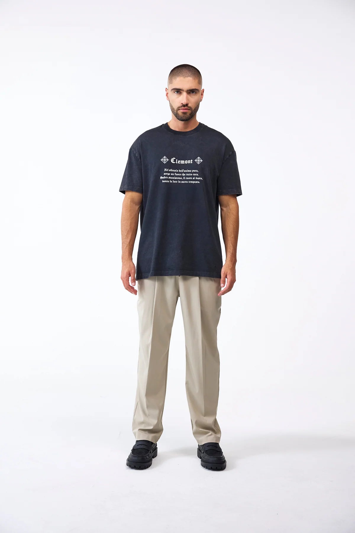 INQUIETANTE NEGRO CLEMONT