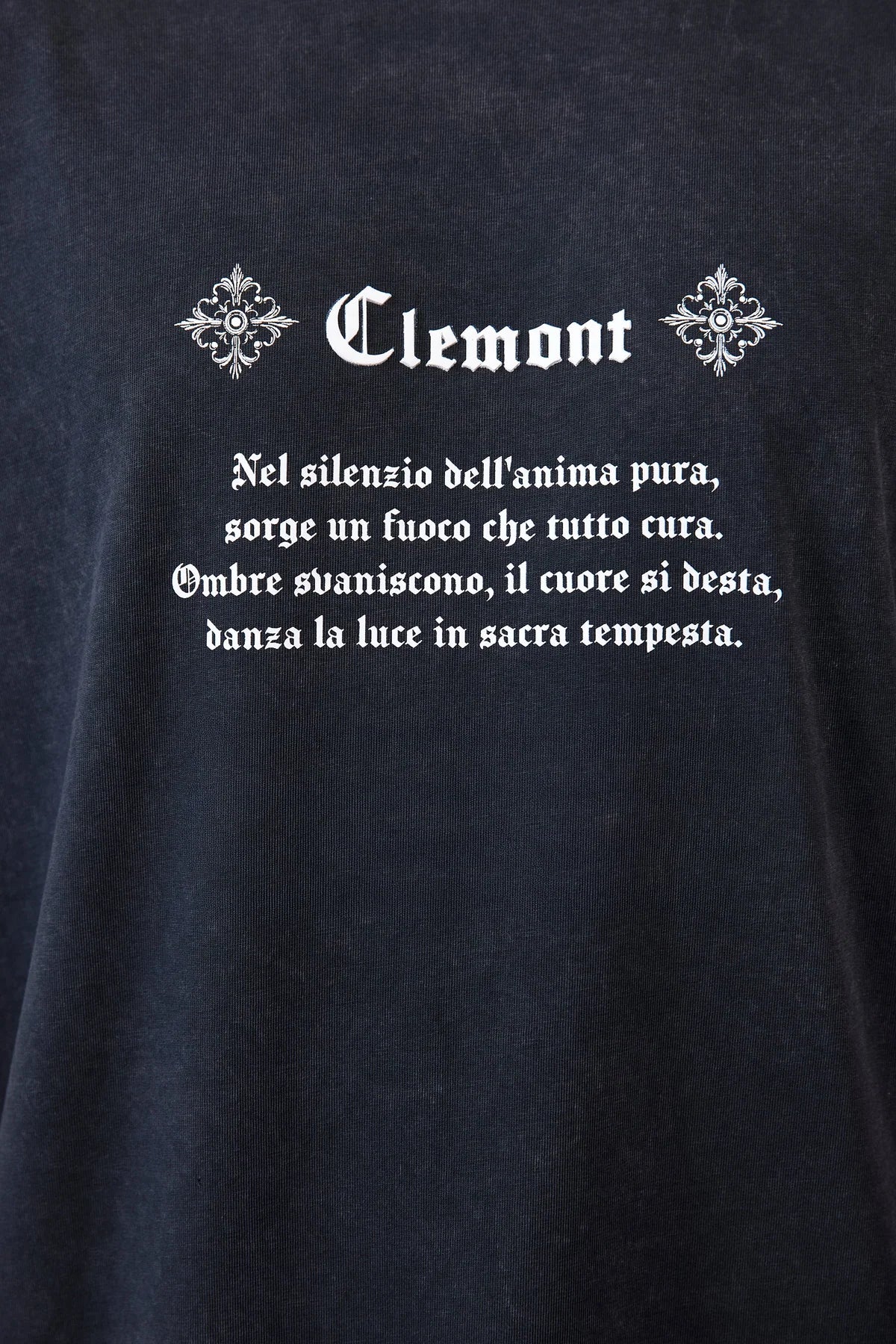 INQUIETANTE NEGRO CLEMONT