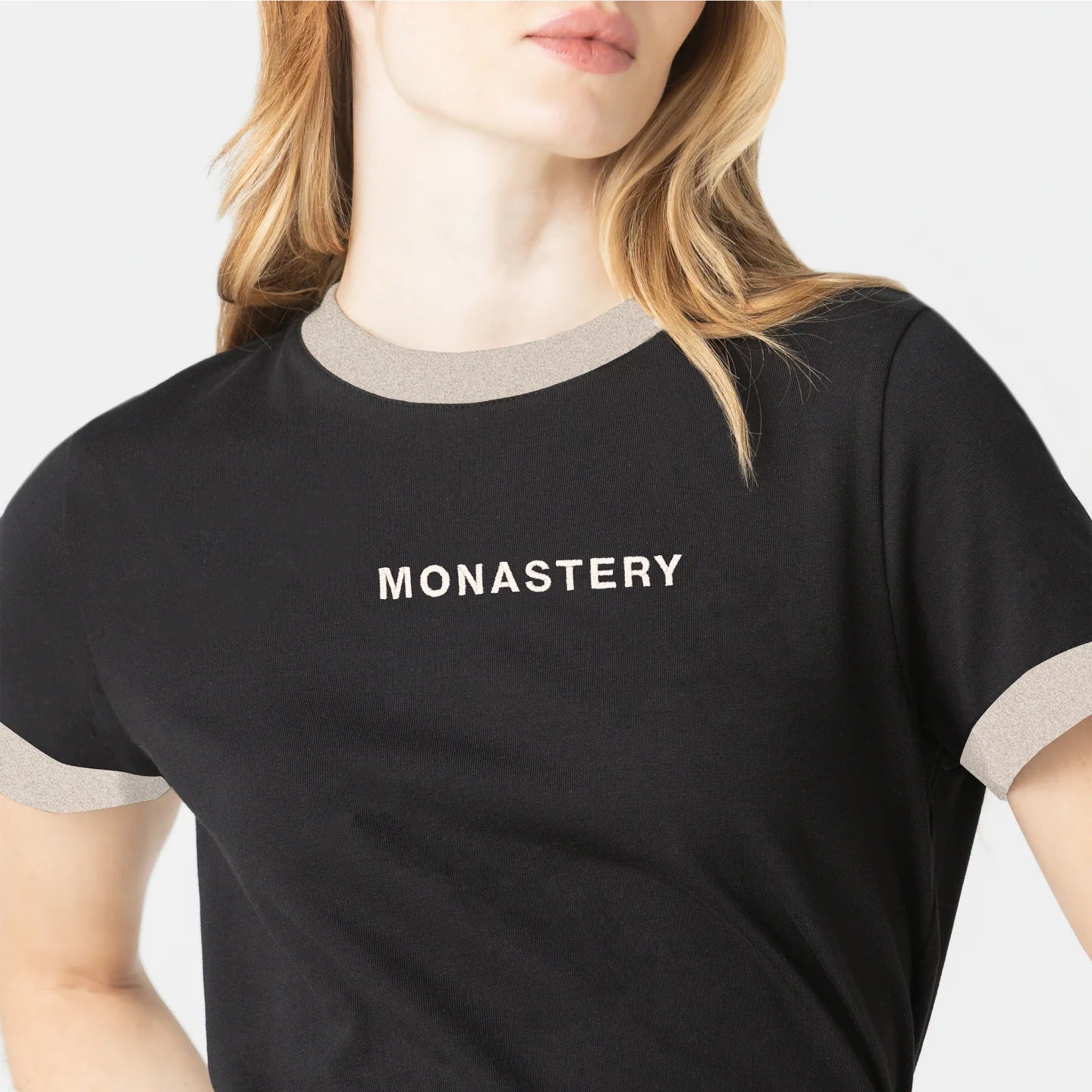 SAMARA T-SHIRT BLACK MONASTERY