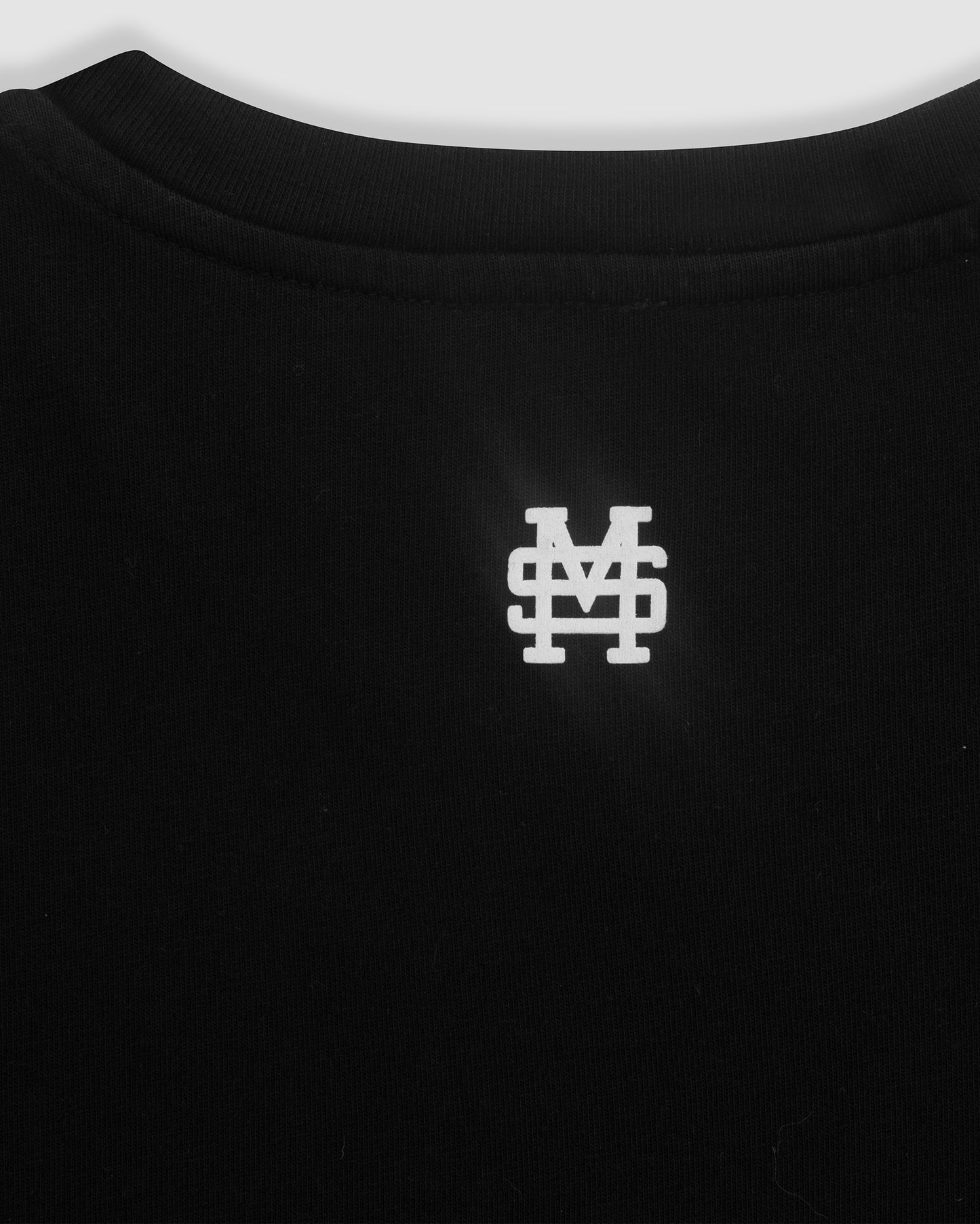 CAMISETA OVERSIZED BÁSICA V2 NEGRA MONOIC
