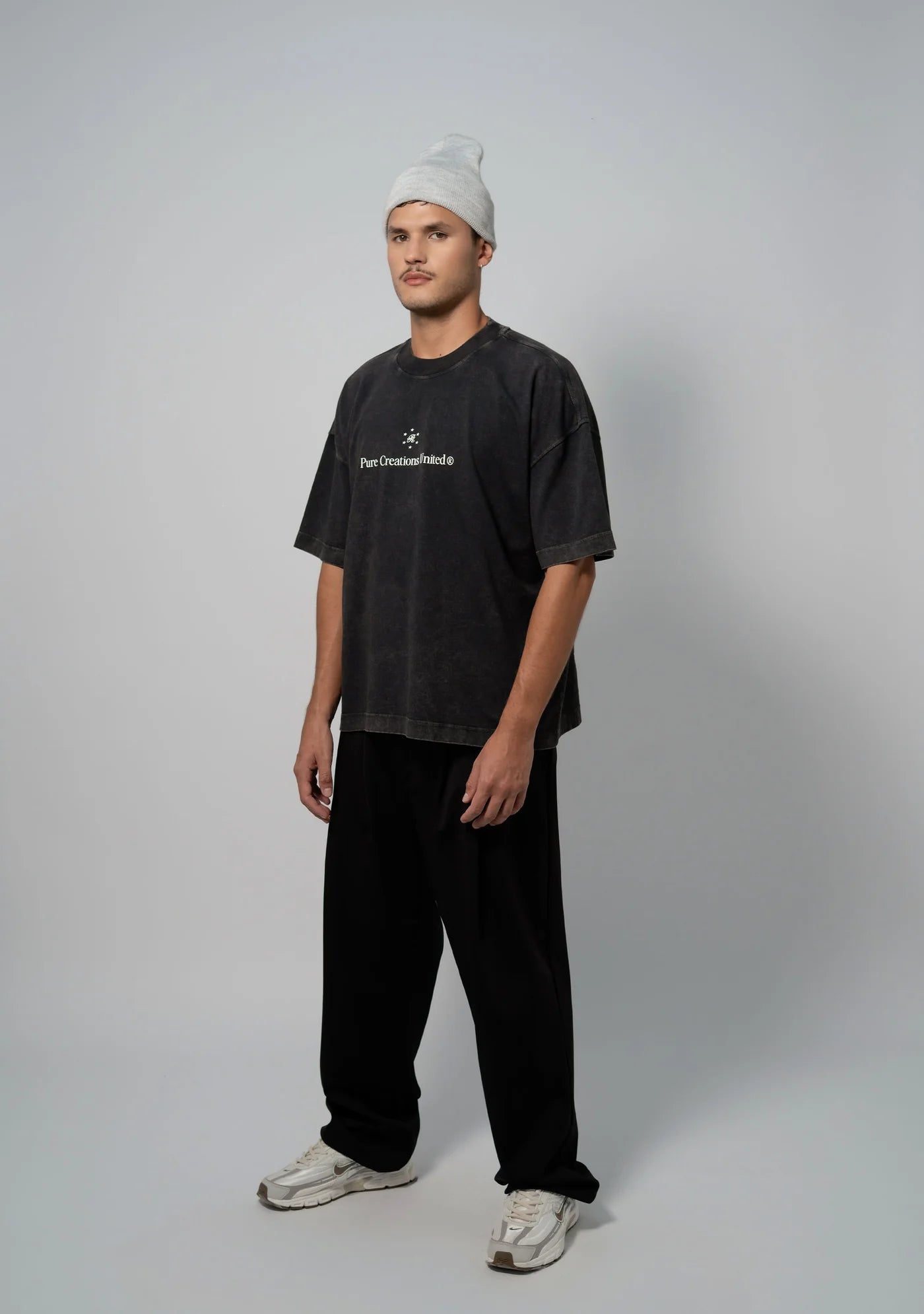STILL HUNGRY WASHED GRAY T-SHIRT