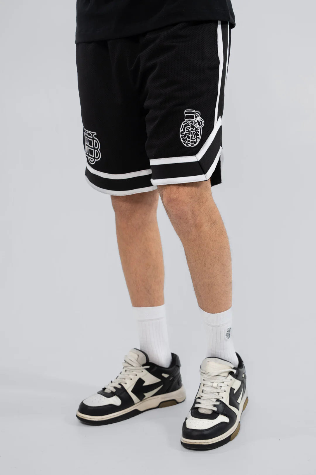 BLACK SHORT BLOW UP