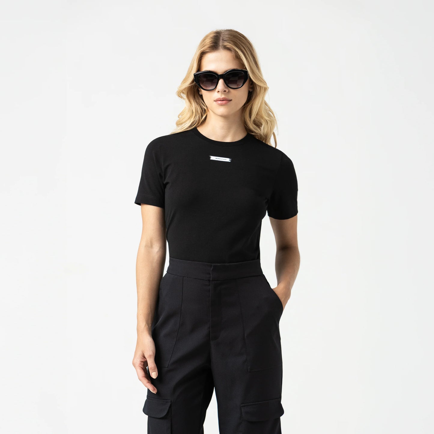 AKBAR T-SHIRT BLACK MONASTERY