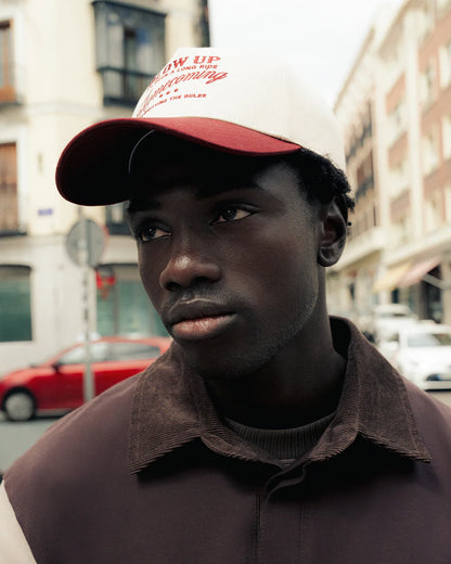 LONG RIDE IVORY RED CAP BLOW UP