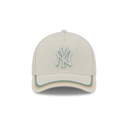 Gorra New York Yankees MLB Neutral Hemp 9FORTY Ajustable Beige