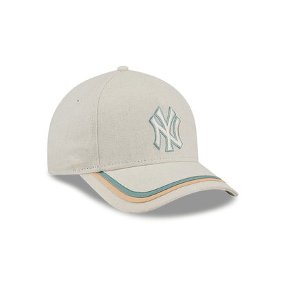 Gorra New York Yankees MLB Neutral Hemp 9FORTY Ajustable Beige